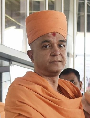 Food aid to a quarter of a billion people during the Kovid period; Dharmaguru Brahmavihari Swami of BAPS Swaminarayan Sanstha | कोविडकाळात सव्वा कोटी लोकांना अन्नधान्याची मदत; बीएपीएस स्वामीनारायण संस्थेचे धर्मगुरु ब्रह्मविहारी स्वामी Food aid to a quarter of a billion people during the Kovid period; Dharmaguru Brahmavihari Swami of BAPS Swaminarayan Sanstha | कोविडकाळात सव्वा कोटी लोकांना अन्नधान्याची मदत; बीएपीएस स्वामीनारायण संस्थेचे धर्मगुरु ब्रह्मविहारी स्वामी