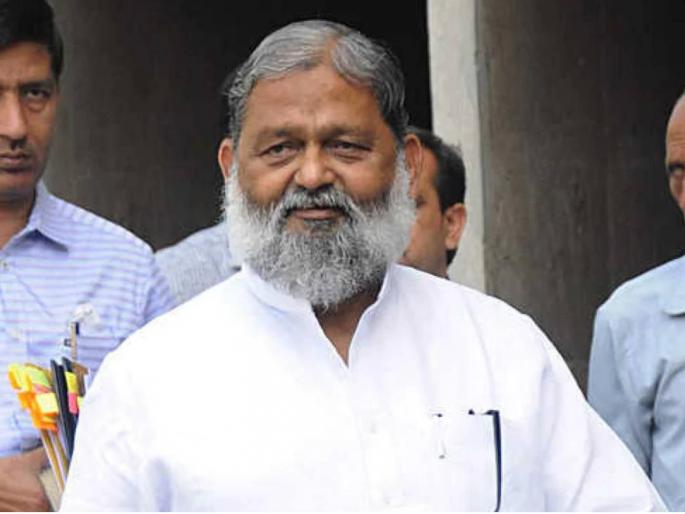 Minister prepares to test corona vaccine on himself | करोना लशीची स्वत:वर चाचणी करण्याची मंत्र्याची तयारी Minister prepares to test corona vaccine on himself | करोना लशीची स्वत:वर चाचणी करण्याची मंत्र्याची तयारी
