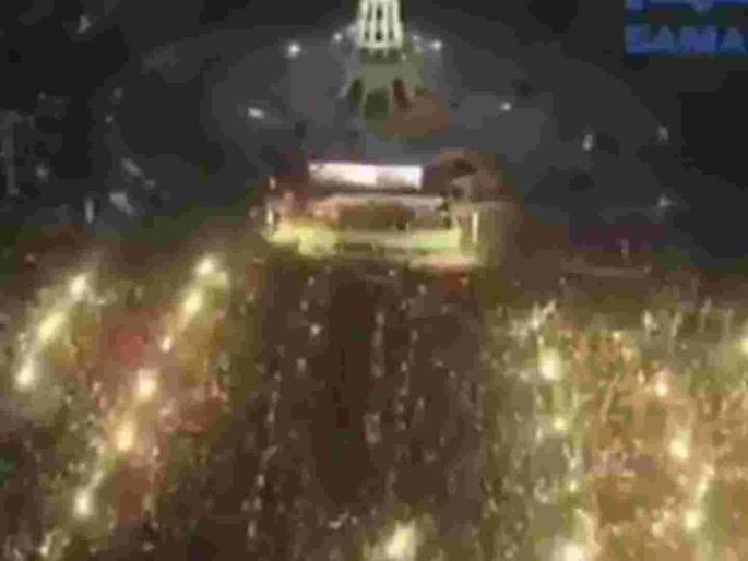 lahore Jalsa Megarally By Opposition Parties In Pakistan Against Imran Khan Government | पाकमध्ये इमरान सरकारचा 'लॉकडाउन फेल'; 'जलसा'मध्ये उडाली तुडूंब गर्दी lahore Jalsa Megarally By Opposition Parties In Pakistan Against Imran Khan Government | पाकमध्ये इमरान सरकारचा 'लॉकडाउन फेल'; 'जलसा'मध्ये उडाली तुडूंब गर्दी