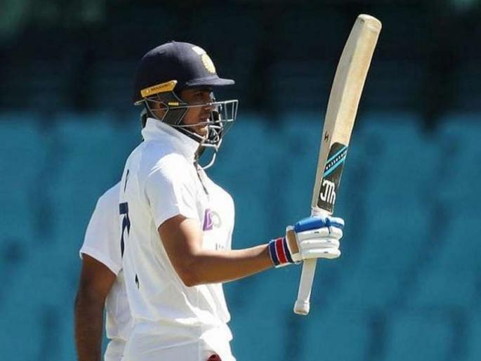 who will replace Rohit in the first Test name suggested by Gavaskar | पहिल्या कसोटीत रोहितच्या जागी कुणाला संधी द्यावी? गावसकरांनी सुचवलं नाव