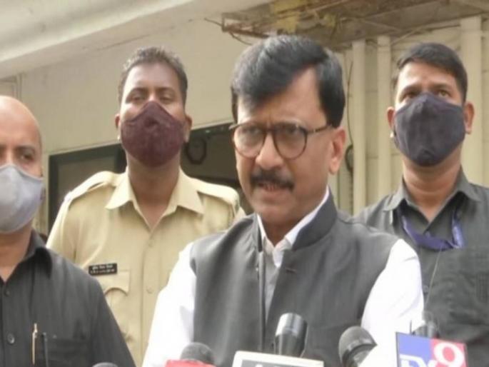 i am a Shiv Sainik and I will die in Shiv Sena says mp Sanjay Raut | लपवाछपवी करणारे घाबरुन भाजपमध्ये; मी शिवसैनिक, शिवसेनेतच मरणार: संजय राऊत i am a Shiv Sainik and I will die in Shiv Sena says mp Sanjay Raut | लपवाछपवी करणारे घाबरुन भाजपमध्ये; मी शिवसैनिक, शिवसेनेतच मरणार: संजय राऊत