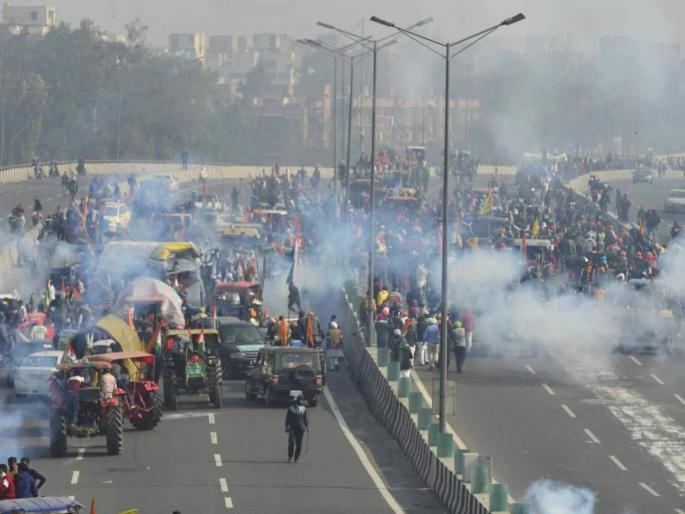 farmer protest no march on 1 february parliament farmer union | ट्रॅक्टर मोर्चाला हिंसक वळण; आता 'संसद मार्च'बद्दल शेतकरी मोठा निर्णय घेण्याच्या तयारीत farmer protest no march on 1 february parliament farmer union | ट्रॅक्टर मोर्चाला हिंसक वळण; आता 'संसद मार्च'बद्दल शेतकरी मोठा निर्णय घेण्याच्या तयारीत