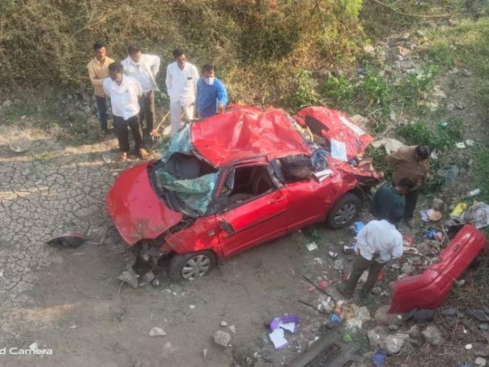 Pusad couple killed in Kalyan-Visakhapatnam highway accident | सुधीर मुनगंटीवार यांचे नातेवाईक असलेल्या दाम्पत्याचा कार अपघातात मृत्यू Pusad couple killed in Kalyan-Visakhapatnam highway accident | सुधीर मुनगंटीवार यांचे नातेवाईक असलेल्या दाम्पत्याचा कार अपघातात मृत्यू