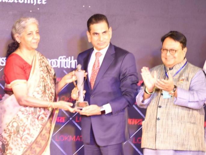 LMOTY 2020 Mumbai Municipal Commissioner Iqbal Singh Chahal lokmat maharashtrian of the year awards 2020 for outstanding performance in Corona pandemic | LMOTY 2020: कोरोना काळात उल्लेखनीय कामगिरीसाठी मुंबई मनपा आयुक्त इकबाल सिंह चहल यांचा 'लोकमत'कडून सन्मान LMOTY 2020 Mumbai Municipal Commissioner Iqbal Singh Chahal lokmat maharashtrian of the year awards 2020 for outstanding performance in Corona pandemic | LMOTY 2020: कोरोना काळात उल्लेखनीय कामगिरीसाठी मुंबई मनपा आयुक्त इकबाल सिंह चहल यांचा 'लोकमत'कडून सन्मान