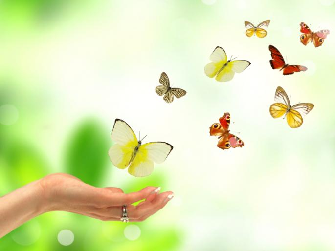 Learn to listen to others, without always telling your own truth! | नेहमी स्वतःचे म्हणणे खरे न करता, थोडं दुसऱ्याचेही ऐकून घ्यायला शिका! Learn to listen to others, without always telling your own truth! | नेहमी स्वतःचे म्हणणे खरे न करता, थोडं दुसऱ्याचेही ऐकून घ्यायला शिका!