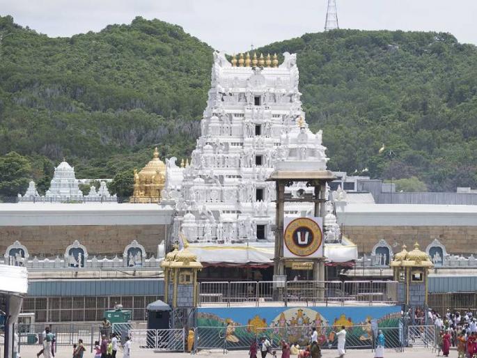 Tdp Leader Alleges That Ysr Congress Leaders Involve In Smuggling Of Human Hair From Tirumala Temple | तिरुपती मंदिरात दान केल्या जाणाऱ्या केसांची चीनला विक्री? आंध्र प्रदेशातलं राजकारण तापलं!