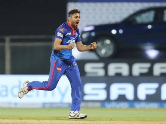 ipl 2021 avesh khan delhi capitals fast bowler rahul dravid 2016 under 19 indian team | IPL 2021: कोहलीनं ज्याला नाकारलं... द्रविडच्या त्याच शिष्यानं घातलाय धुमाकूळ; दिग्गजांची घेतली विकेट!