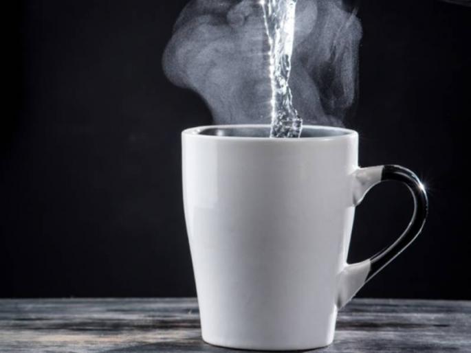 Drinking hot water does not prevent corona the central government explained | Fact Check: गरम पाणी प्यायल्याने कोरोनापासून बचाव होत नाही, केंद्र सरकारचं स्पष्टीकरण