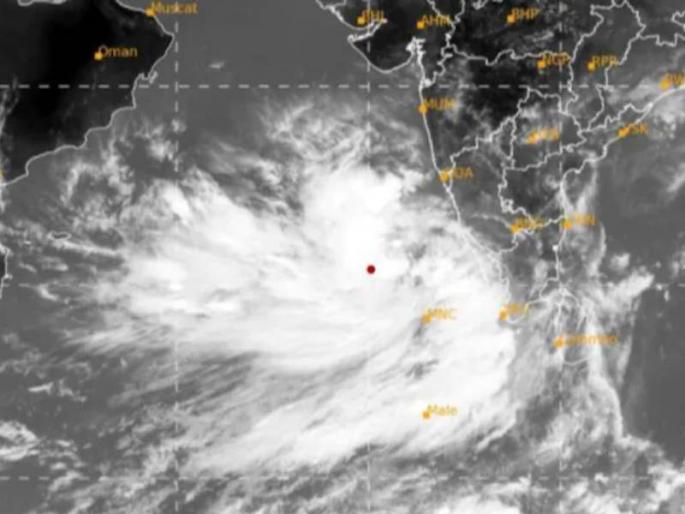 tauktae cyclone can hit power supply mahavitaran Instructions to keep the system ready | ‘तौक्ते’ चक्रीवादळानं वीज पुरवठा खंडीत होणार?; महावितरणचे यंत्रणेला सज्ज राहण्याचे निर्देश tauktae cyclone can hit power supply mahavitaran Instructions to keep the system ready | ‘तौक्ते’ चक्रीवादळानं वीज पुरवठा खंडीत होणार?; महावितरणचे यंत्रणेला सज्ज राहण्याचे निर्देश