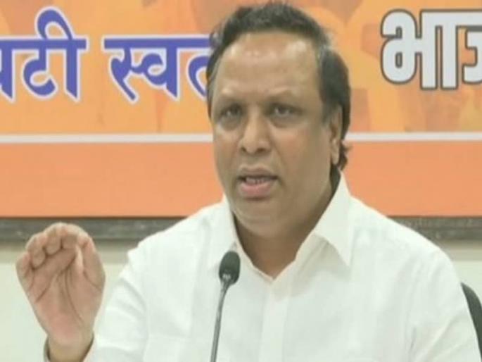 barge p305 accident CM uddhav thackeray sensitive he should give justice demand ashish shelar | तराफा दुर्घटना: मुख्यमंत्री संवेदनशील, त्यांनी न्याय द्यावा; कंपनीला पाठीशी घालू नये- आशिष शेलार barge p305 accident CM uddhav thackeray sensitive he should give justice demand ashish shelar | तराफा दुर्घटना: मुख्यमंत्री संवेदनशील, त्यांनी न्याय द्यावा; कंपनीला पाठीशी घालू नये- आशिष शेलार