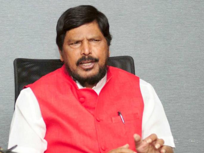 centre decision to provide free vaccines and foodgrains is welcome Thackeray government should follow PMs example says Ramdas Athavale | ठाकरे सरकारनं मोदींचा आदर्श घेऊन राज्यातील गरिबांना मदत करावी: रामदास आठवले centre decision to provide free vaccines and foodgrains is welcome Thackeray government should follow PMs example says Ramdas Athavale | ठाकरे सरकारनं मोदींचा आदर्श घेऊन राज्यातील गरिबांना मदत करावी: रामदास आठवले