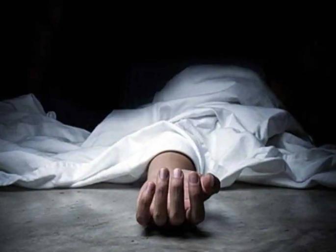 Distributing Girls Wedding Cards Dad Finds Her Dead Body In Moradabad | पाच दिवसांवर होतं लग्न, पत्रिका वाटत होते वडील; रस्त्याच्या कडेला सापडला मुलीचा मृतदेह Distributing Girls Wedding Cards Dad Finds Her Dead Body In Moradabad | पाच दिवसांवर होतं लग्न, पत्रिका वाटत होते वडील; रस्त्याच्या कडेला सापडला मुलीचा मृतदेह