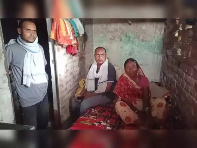 Corona Vaccination Lady Got Covishield And Covaxin Both On Same Day In Patna Bihar | Corona Vaccination: आधी कोविशील्डचा डोस, नंतर ५ मिनिटांनी कोवॅक्सीन टोचली; बेजबाबदारपणामुळे अशी झाली महिलेची अवस्था Corona Vaccination Lady Got Covishield And Covaxin Both On Same Day In Patna Bihar | Corona Vaccination: आधी कोविशील्डचा डोस, नंतर ५ मिनिटांनी कोवॅक्सीन टोचली; बेजबाबदारपणामुळे अशी झाली महिलेची अवस्था