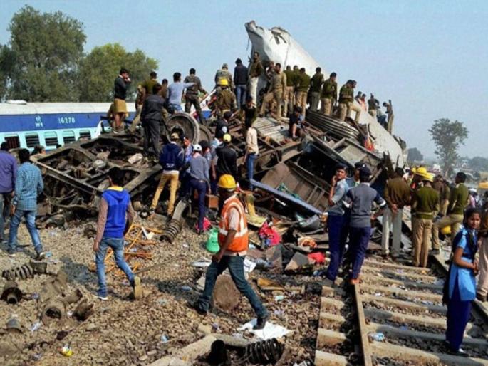 west bengal man found alive who declared dead in 2010 jnaneswari express accident | 'तो' रेल्वे अपघातात दगावल्याचं सांगत ११ वर्षांपूर्वी कुटुंबीयांनी घेतली नोकरी; आता 'तो'च जिवंत परतला west bengal man found alive who declared dead in 2010 jnaneswari express accident | 'तो' रेल्वे अपघातात दगावल्याचं सांगत ११ वर्षांपूर्वी कुटुंबीयांनी घेतली नोकरी; आता 'तो'च जिवंत परतला