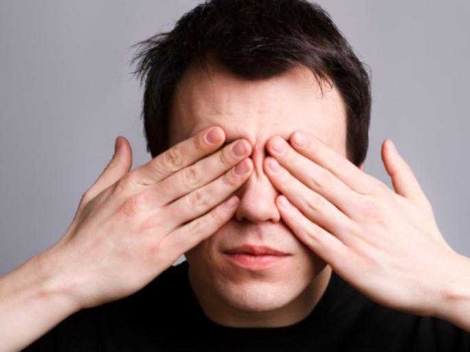 Avoid getting up in the morning and watching 'these' things! | सकाळी उठल्या उठल्या 'या' गोष्टी बघणे प्रकर्षाने टाळा! Avoid getting up in the morning and watching 'these' things! | सकाळी उठल्या उठल्या 'या' गोष्टी बघणे प्रकर्षाने टाळा!