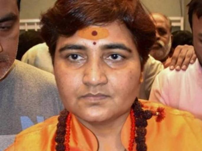 bjp mp sadhvi pragya controversial statement on hemant karkare said hemant karkare had committed excesses with the teachers he was not a patriot | हेमंत करकरेंनी शिक्षकाची बोटं छाटली होती, ते देशभक्त नव्हते; साध्वी प्रज्ञा यांचं वादग्रस्त विधान bjp mp sadhvi pragya controversial statement on hemant karkare said hemant karkare had committed excesses with the teachers he was not a patriot | हेमंत करकरेंनी शिक्षकाची बोटं छाटली होती, ते देशभक्त नव्हते; साध्वी प्रज्ञा यांचं वादग्रस्त विधान