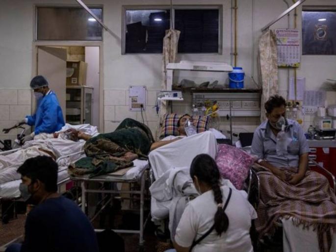 CoronaVirus News 5 cases of cytomegalovirus related rectal bleeding detected in covid patients | CoronaVirus News: काळजी घ्या! कोरोना रुग्णांमध्ये आढळलं गंभीर लक्षण; डॉक्टरांच्या चिंतेत भर CoronaVirus News 5 cases of cytomegalovirus related rectal bleeding detected in covid patients | CoronaVirus News: काळजी घ्या! कोरोना रुग्णांमध्ये आढळलं गंभीर लक्षण; डॉक्टरांच्या चिंतेत भर