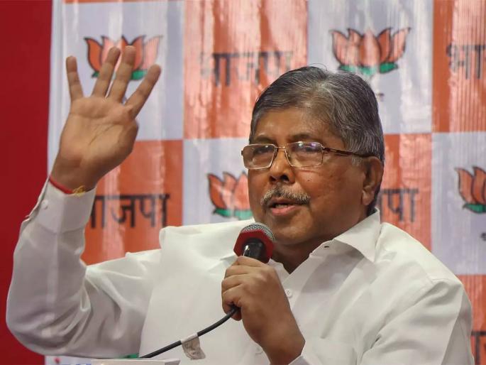 bjp leader chandrakant patil gave hint about arrest makes important statment | रात्री कोणाला अटक झाली तर...; चंद्रकांत पाटील यांच्या विधानानं चर्चांना उधाण bjp leader chandrakant patil gave hint about arrest makes important statment | रात्री कोणाला अटक झाली तर...; चंद्रकांत पाटील यांच्या विधानानं चर्चांना उधाण