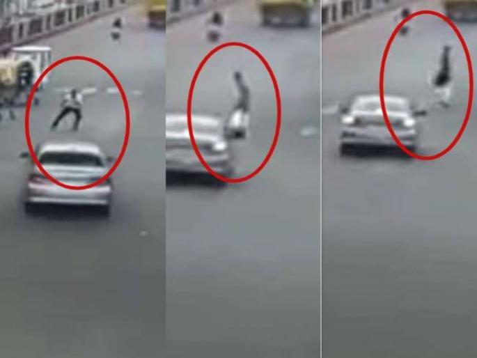 car blew up young man crossing the road while talking on mobile in lucknow | मोबाईलवर बोलत रस्ता ओलांडणं महागात; कारच्या धडकेनं तरुण ८ फूट उडाला; अंगावर काटा आणणारा VIDEO car blew up young man crossing the road while talking on mobile in lucknow | मोबाईलवर बोलत रस्ता ओलांडणं महागात; कारच्या धडकेनं तरुण ८ फूट उडाला; अंगावर काटा आणणारा VIDEO