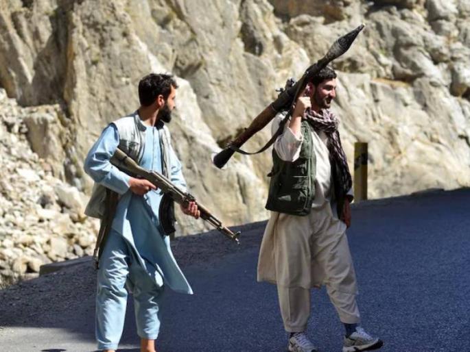 afghanistan crisis updates taliban stops internet in panjshir to prevent amrullah saleh from tweeting | Afghanistan Taliban: पंजशीरच्या वाघाची डरकाळी! अमरुल्ला सालेहच्या एका ट्विटनं तालिबानी घाबरले, इंटरनेट केलं बंद afghanistan crisis updates taliban stops internet in panjshir to prevent amrullah saleh from tweeting | Afghanistan Taliban: पंजशीरच्या वाघाची डरकाळी! अमरुल्ला सालेहच्या एका ट्विटनं तालिबानी घाबरले, इंटरनेट केलं बंद
