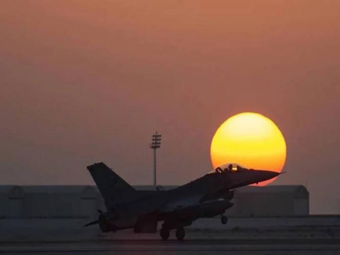 panjshir taliban attacked by unknown fighter jets afghanistan which country responsible | तालिबानला हादरवणारा एअर स्ट्राईक कुणी केला? 'या' तीन देशांनी पंगा घेतल्याचा संशय panjshir taliban attacked by unknown fighter jets afghanistan which country responsible | तालिबानला हादरवणारा एअर स्ट्राईक कुणी केला? 'या' तीन देशांनी पंगा घेतल्याचा संशय
