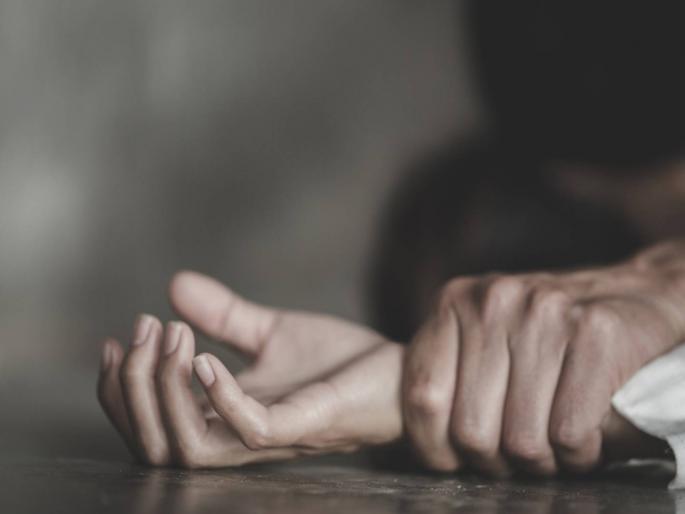 Mumbai woman raped rod inserted in private part condition critical | मुंबईत 'निर्भया'सारखी घटना; बलात्कार करून महिलेच्या गुप्तांगात टाकला रॉड; प्रकृती गंभीर