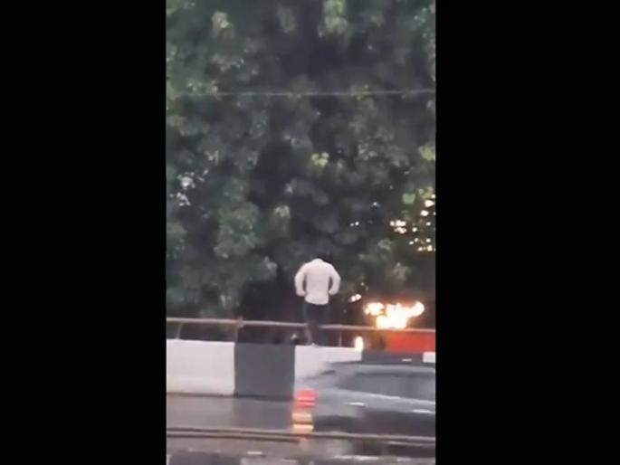 delhi man attempting suicide andrews ganj flyover alka lamba police rescued | आयुष्याला कंटाळून 'तो' आत्महत्या करायला निघाला; पुलावरून उडी मारताना दूरवरून दिसला अन् मग...