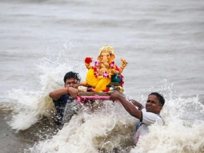 Ganesh Festival 2021: According to the scriptures, on which day it is appropriate to immerse Ganesh idol, read it! | Ganesh Festival 2021 : शास्त्रानुसार गणेशमूर्तीचे विसर्जन कितव्या दिवशी करणे योग्य ठरते, ते वाचा! Ganesh Festival 2021: According to the scriptures, on which day it is appropriate to immerse Ganesh idol, read it! | Ganesh Festival 2021 : शास्त्रानुसार गणेशमूर्तीचे विसर्जन कितव्या दिवशी करणे योग्य ठरते, ते वाचा!