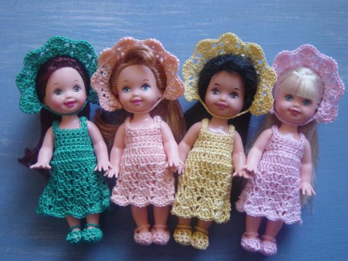 Learn from these four dolls how to judge people! | माणसांची पारख कशी करावी ते या चार बाहुल्यांकडून शिका! Learn from these four dolls how to judge people! | माणसांची पारख कशी करावी ते या चार बाहुल्यांकडून शिका!
