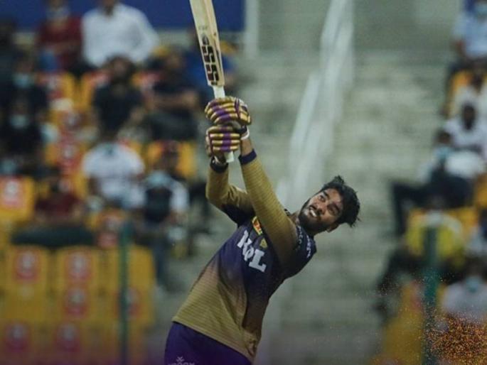 MI vs KKR in IPL 2021 Venkatesh Iyer scores quickfire fifty in just 25 balls | IPL 2021: मान गये अय्यर...KKR च्या व्यंकटेश अय्यरचं IPL मधलं पहिलंवहिलं अर्धशतक, तेही अवघ्या २५ चेंडूत! 