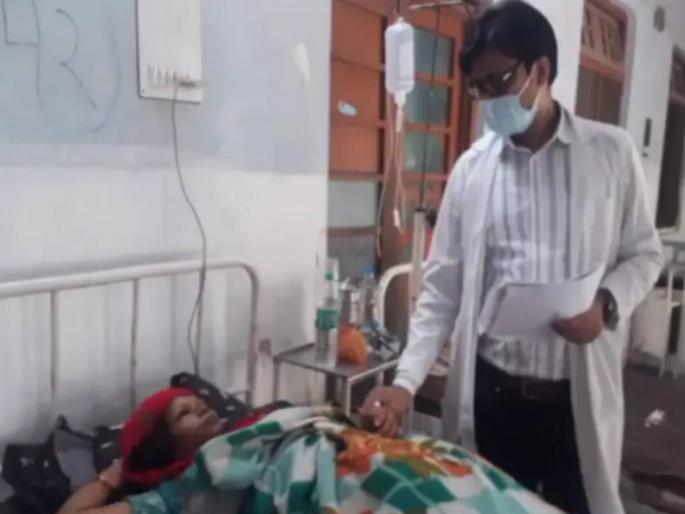 kanpur pregnant woman delivers baby in toilet child died family alleges negligence | निष्काळजीपणाचा कळस! टॉयलेटमध्ये महिलेची प्रसूती; डोकं कमोडमध्ये अडकून बाळाचा मृत्यू kanpur pregnant woman delivers baby in toilet child died family alleges negligence | निष्काळजीपणाचा कळस! टॉयलेटमध्ये महिलेची प्रसूती; डोकं कमोडमध्ये अडकून बाळाचा मृत्यू