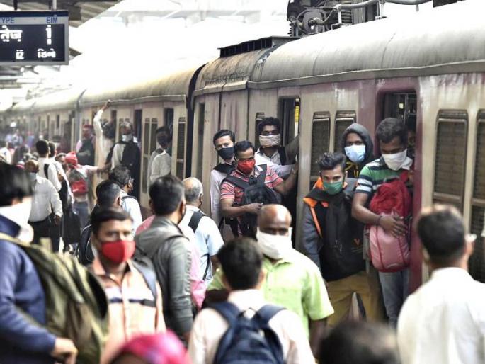 Mumbai Local Train Updates All Students Below 18 to be Allowed on Local Trains Move to Hasten Reopening of Schools Colleges | Mumbai Local Train Updates: मोठी बातमी! लसीचे दोन डोस घेतलेल्यांना अन् १८ वर्षाखालील सर्वांना लोकलचं तिकीट मिळणार Mumbai Local Train Updates All Students Below 18 to be Allowed on Local Trains Move to Hasten Reopening of Schools Colleges | Mumbai Local Train Updates: मोठी बातमी! लसीचे दोन डोस घेतलेल्यांना अन् १८ वर्षाखालील सर्वांना लोकलचं तिकीट मिळणार