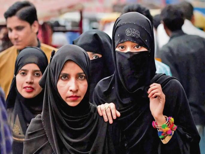 Prophet Muhammad and the insistence on women's liberation | प्रेषित मोहम्मद आणि स्त्री-स्वातंत्र्याचा आग्रह Prophet Muhammad and the insistence on women's liberation | प्रेषित मोहम्मद आणि स्त्री-स्वातंत्र्याचा आग्रह