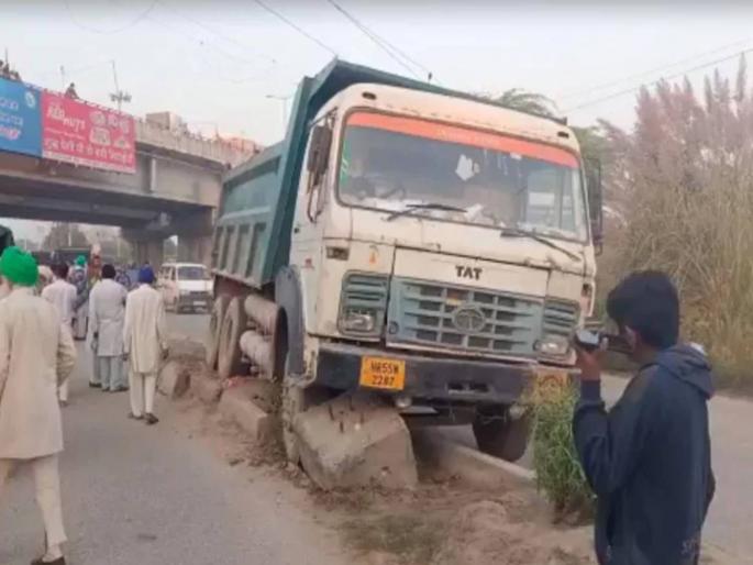 haryana over speeding truck women farmer protesters died injured police case farmer protest | भरधाव ट्रकनं आंदोलक शेतकरी महिलांना चिरडलं; ३ मृत्यूमुखी, ३ गंभीर जखमी