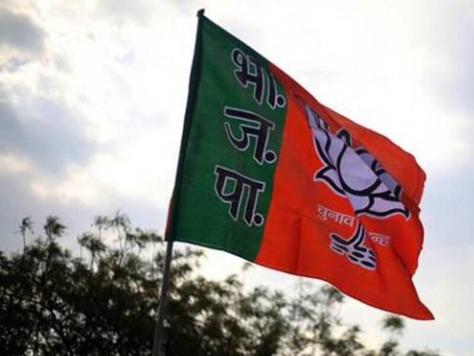 big blow to bjp in Muktainagar Mayor Najma Tadvi declared ineligible | मुक्ताईनगरात भाजपला धक्का! नगराध्यक्षा नजमा तडवी अपात्र घोषीत big blow to bjp in Muktainagar Mayor Najma Tadvi declared ineligible | मुक्ताईनगरात भाजपला धक्का! नगराध्यक्षा नजमा तडवी अपात्र घोषीत