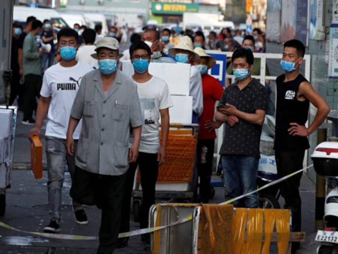 CoronaVirus News China Suspects Kids Clothing Deliveries Are Spreading Covid | CoronaVirus News: चीनमध्ये 'त्या' मार्गानं पार्सल होतोय कोरोना; ड्रॅगनला भलताच संशय CoronaVirus News China Suspects Kids Clothing Deliveries Are Spreading Covid | CoronaVirus News: चीनमध्ये 'त्या' मार्गानं पार्सल होतोय कोरोना; ड्रॅगनला भलताच संशय