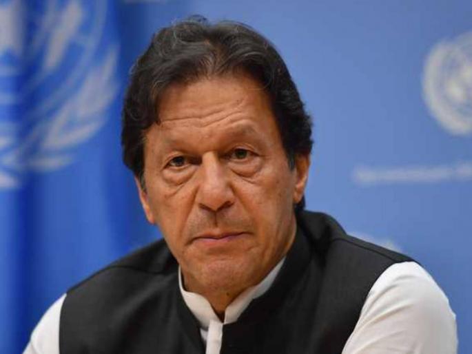 pakistan pm imran khan has to options as government army tug of war intensifies isi | इम्रान खान यांना पंतप्रधानपदाचा राजीनामा द्यावा लागणार?; पाकिस्तानात वेगवान घडामोडी pakistan pm imran khan has to options as government army tug of war intensifies isi | इम्रान खान यांना पंतप्रधानपदाचा राजीनामा द्यावा लागणार?; पाकिस्तानात वेगवान घडामोडी