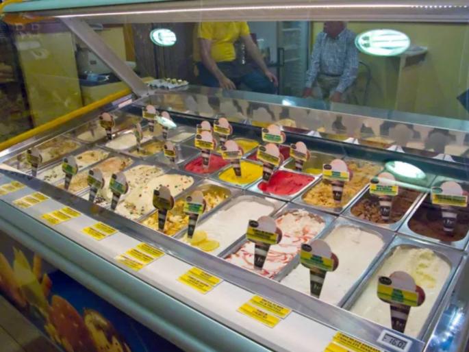 finance ministry gets petition from ice cream parlour owners outstanding gst collected previous years | गेल्या वर्षी आईसक्रीम खाल्लंत? मोदी सरकारनं आदेशच काढला; सगळ्यांच्याच अडचणी वाढल्या finance ministry gets petition from ice cream parlour owners outstanding gst collected previous years | गेल्या वर्षी आईसक्रीम खाल्लंत? मोदी सरकारनं आदेशच काढला; सगळ्यांच्याच अडचणी वाढल्या