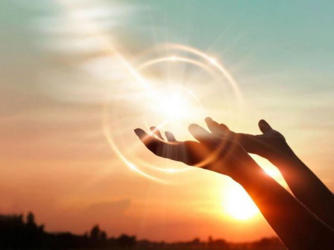 Prayer has tremendous power, once you do it sincerely; Says Osho! | प्रार्थनेत प्रचंड ताकद आहे, एकदा मनापासून करून तर बघा; सांगताहेत ओशो! Prayer has tremendous power, once you do it sincerely; Says Osho! | प्रार्थनेत प्रचंड ताकद आहे, एकदा मनापासून करून तर बघा; सांगताहेत ओशो!