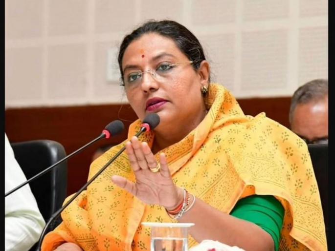 yashomati thakur tested corona positive | Yashomati Thakur Corona Positive: ठाकरे सरकारमधील आणखी एक मंत्री कोरोना पॉझिटिव्ह! आता यशोमती ठाकूर यांना लागण yashomati thakur tested corona positive | Yashomati Thakur Corona Positive: ठाकरे सरकारमधील आणखी एक मंत्री कोरोना पॉझिटिव्ह! आता यशोमती ठाकूर यांना लागण