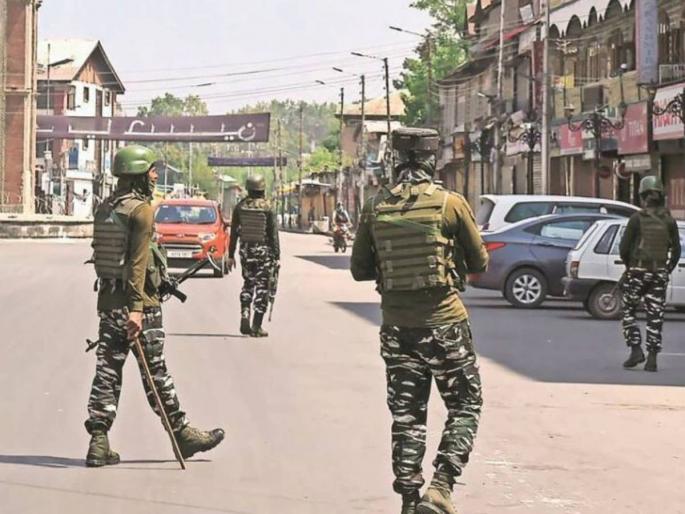 pakistani terrorists can do terrorist attack in jammu kashmir alert of intelligence agencies | भारताविरोघात पाकिस्तानात रचलं जातंय मोठं षडयंत्र, गुप्तचर यंत्रणांनी केलं अलर्ट!