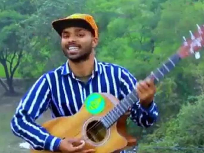 Allu Arjun film pushpa famous song srivalli bhojpuri version video goes viral on social media | मराठी झालं..हिंदी झालं आता 'श्रीवल्ली'चं भोजपुरी व्हर्जन पाहिलंत का?... तुम्हीही म्हणाल 'पागल कईले बा!' 