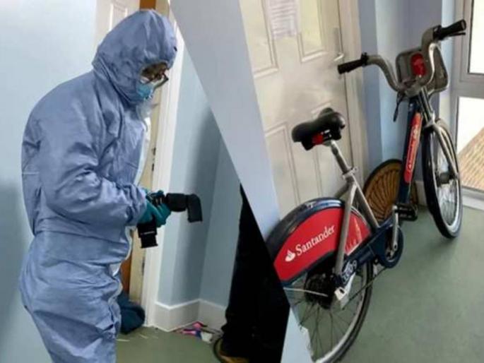 Woman's body found in flat after neighbours complain of foul smell for 2 years | दोन वर्षांपासून घरातून येत होती दुर्गंधी; पोलीस टाळत राहिले, कुलूप फोडताच सारेच हादरले Woman's body found in flat after neighbours complain of foul smell for 2 years | दोन वर्षांपासून घरातून येत होती दुर्गंधी; पोलीस टाळत राहिले, कुलूप फोडताच सारेच हादरले