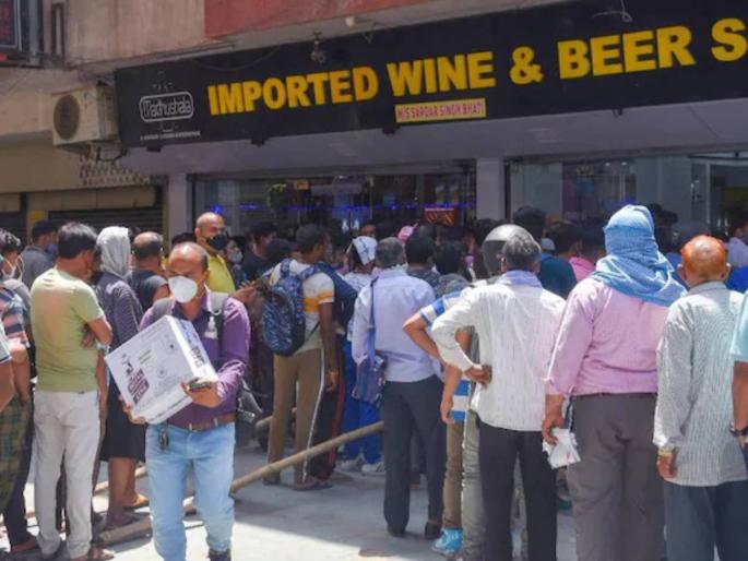 High Court Answer On How Much Liquor An Individual Can Store At Home In Delhi | ५१ लीटर विस्की, ५५ लीटर बियर घरात ठेवणाऱ्या कुटुंबाला दिल्ली कोर्टानं निर्दोष ठरवलं! जाणून घ्या कारण... High Court Answer On How Much Liquor An Individual Can Store At Home In Delhi | ५१ लीटर विस्की, ५५ लीटर बियर घरात ठेवणाऱ्या कुटुंबाला दिल्ली कोर्टानं निर्दोष ठरवलं! जाणून घ्या कारण...