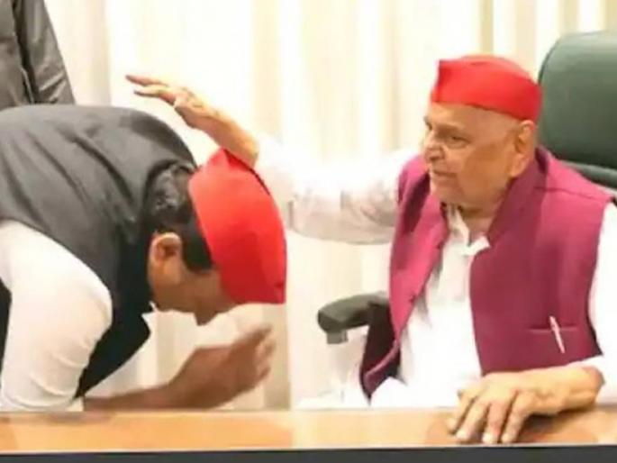 Mulayam singh yadav in lucknow sp office blessing to akhilesh yadav | मुलायम सिंह अचानक 'सपा'च्या कार्यालयात पोहोचले अन् अखिलेश यांना दिला मोलाचा सल्ला! Mulayam singh yadav in lucknow sp office blessing to akhilesh yadav | मुलायम सिंह अचानक 'सपा'च्या कार्यालयात पोहोचले अन् अखिलेश यांना दिला मोलाचा सल्ला!