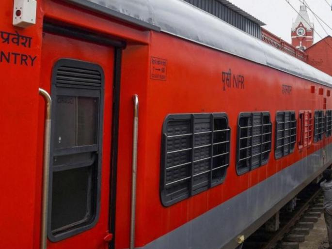 Pune Miraj Kolhapur Four passenger trains which have been closed for two years will be restart | पुणे-मिरज-कोल्हापूरकरांनो कृपया लक्ष द्या! दोन वर्षे बंद असलेल्या चार पॅसेंजर रेल्वे सुरू होणार
