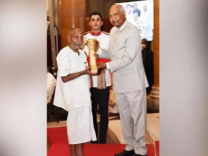 What is the secret of 125 years of longevity of Swami Sivananda? | १२५ वर्षांच्या पद्मश्री स्वामी शिवानंद यांच्या दीर्घायुष्याचे रहस्य काय? अनेकांच्या मनात कुतहूल What is the secret of 125 years of longevity of Swami Sivananda? | १२५ वर्षांच्या पद्मश्री स्वामी शिवानंद यांच्या दीर्घायुष्याचे रहस्य काय? अनेकांच्या मनात कुतहूल