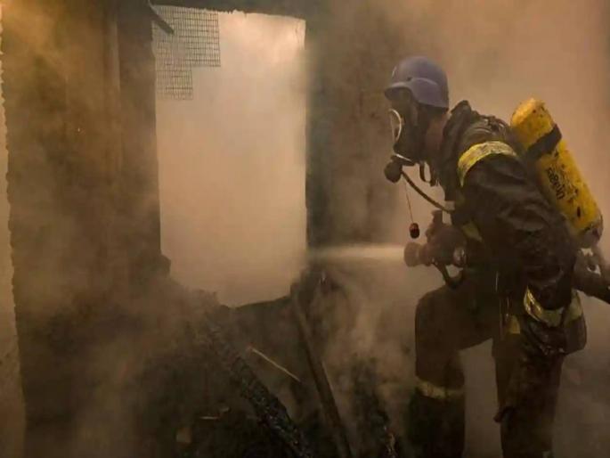 Russia vs Ukraine War Russia destroys Chernobyl radiation monitoring lab, says Ukraine | Russia vs Ukraine War: अणुप्रकल्पातील नवी प्रयोगशाळा रशियाने केली नष्ट; किरणोत्सर्गाचे प्रमाण मोजणारी यंत्रणाही बंद Russia vs Ukraine War Russia destroys Chernobyl radiation monitoring lab, says Ukraine | Russia vs Ukraine War: अणुप्रकल्पातील नवी प्रयोगशाळा रशियाने केली नष्ट; किरणोत्सर्गाचे प्रमाण मोजणारी यंत्रणाही बंद