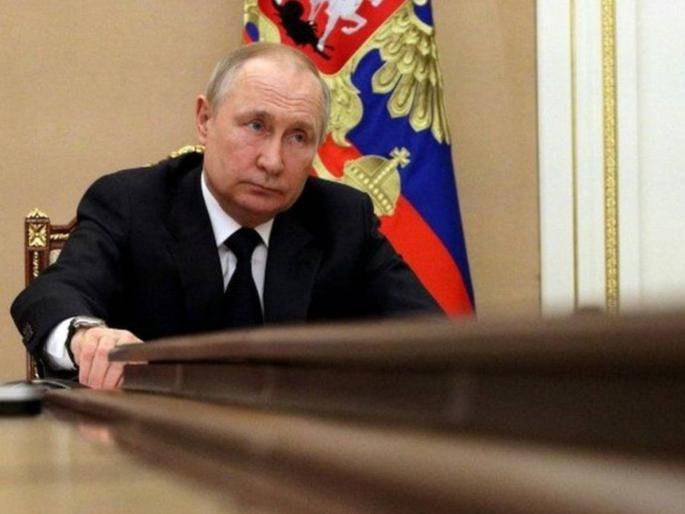 Putin wants 'unfriendly' countries to pay for Russian gas in rubles | भारताला सूट देणाऱ्या रशियाचा तब्बल २७ देशांना एकाचवेळी झटका; पुतीन यांनी मोठा निर्णय घेतला Putin wants 'unfriendly' countries to pay for Russian gas in rubles | भारताला सूट देणाऱ्या रशियाचा तब्बल २७ देशांना एकाचवेळी झटका; पुतीन यांनी मोठा निर्णय घेतला