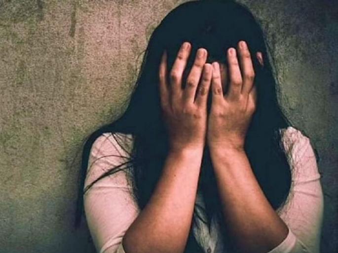 bihar procession dancing wedding ceremony neighbor kidnapped 7 year old girl | लग्नाच्या वरातीत नाचत होते वऱ्हाडी इतक्यात ७ वर्षांच्या मुलीला शेजाऱ्यानं पळवलं, अन्...